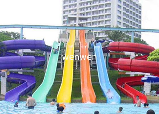 Colonne interattive dell'acciaio di colore della miscela dell'attrezzatura dell'acquascivolo della piscina