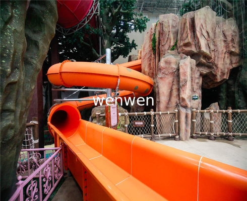 Vetroresina gigante su misura del Waterslide FRP del boomerang della famiglia di colore