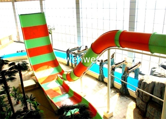 Mescoli l'acquascivolo a spirale 5m di colore 2000sq.m per i bambini