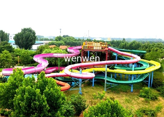 Mescoli l'acquascivolo a spirale 5m di colore 2000sq.m per i bambini